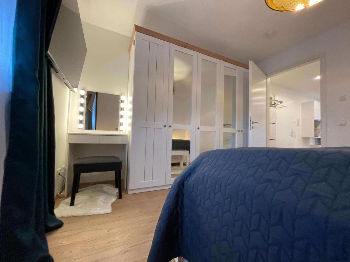 Ferienwohnung Outletcity Metzingen  Ngoại thất bức ảnh